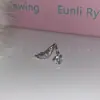 Unha de osso de ouvido asa de anjo com microincrustação e perfuração completa aço titânio Joker nicho parafuso de asa com strass (Haste universal de 0,8 mm)