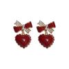 Pendientes de lazo cuadrado rojo con aguja de plata, modernos y elegantes, con un toque de nicho que combina con todo, con gotas de aceite, pendientes ligeros de lujo de alta calidad.
