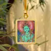 Pingente Thangka Colorido de Ouro Feito à Mão de Xizang Pingente Thangka Pintado do Buda da Farmacêutica Mãe Verde Vida Passada e Vida Presente Colar