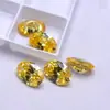 Pedra preciosa em formato oval na cor Amarelo Ganso, Zircônia Amarelo Claro para DIY em Brincos, Pingentes, Anéis e Pedras para Cravação