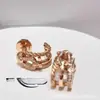 Collar de alta gama en oro de 18k con herradura y cierre de figura de ocho para mujer, versátil y lujoso, un regalo perfecto para novia o mejor amiga