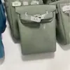 26 Modelos Nuevos de Bolso de Pecho de Piel de Vaca de Primera Capa Togo con Cerradura Cuadrada, Riñonera Unisex de Piel Genuina, Bolso Cruzado para Hombro, Mochila de Moda