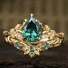 Anillo de Zirconia con Forma de Gota de Agua Esmeralda Estilo Palacio Transfronterizo Sanjie Anillo de Diamante Verde Chapado en Oro Joyería Europea y Americana para Mujeres