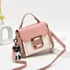 Bolsa Feminina 2021 Nova Estilosa Grande Capacidade Bolsa de Ombro Moda Europeia e Americana Portátil Transversal Pequena Quadrada
