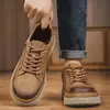 Zapatos de Hombre Otoño Zapatos de Tabla para Hombre 2026 Nuevos Versátiles Estudiante Retro Zapatos de Cuero Ligeros Suela Suave Zapatos Casuales de Moda para Hombre