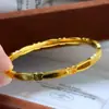 Pulseira Borboleta Gelo Triturado Cor Dourada para Mulheres, Ouro de Areia Vietnamita de Imitação, Joia de Pulseira Estreita de Luxo Leve de Alta Qualidade