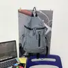 Mochila leve xadrez, unissex, design simples, adequada para atividades ao ar livre, viagens, esportes, caminhadas e montanhismo; também uma boa escolha como mochila escolar para estudantes