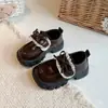 Zapatos de Cuero para Niñas 2026 Otoño Nuevos Elegantes para Niños Suela Suave Versátiles Zapatos de Princesa para Niñas Británicos Cómodos Zapatos para Conducir