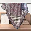 2026 Nuevo Primavera, Otoño, Invierno Cálido Bufanda Cuadrada de 90cm Bufanda Floral Estilo Coreano Calentador de Cuello de Terciopelo Chal para Mujer