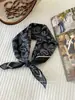 Pañuelo Pequeño Cuadrado Estilo Japonés Ligero Vintage Artístico Superpuesto Estilo Mori Floral Pañuelo de Seda para Viajero Pañuelo para la Cabeza Pañuelo de Algodón Lino Estilo Coreano