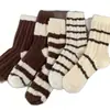 Calcetines gruesos para mujer con forro de polar hasta la mitad de la pantorrilla en color café, suaves y a rayas, cálidos para uso en casa, calcetines para dormir en el suelo, calcetines antideslizantes