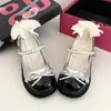 Zapatos Mary Jane Beige Retro Franceses para Mujer 2026 Otoño Nuevos Zapatos de Suela Gruesa de Tacón Grueso de Tacón Alto con Falda y Zapatos Pequeños de Cuero