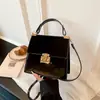 Bolso Bandolera Sencillo y Elegante 2026 Verano Nuevo de Moda Bolso de Mano para la Oficina y el Trayecto Bolso Cuadrado Pequeño Estilo Coreano Color Sólido Bolso de Hombro