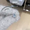 Neve de Outono e Inverno Floco de Neve Azul Osso da Orelha Sino de Natal Design de Nicho Doce Titânio Aço Osso da Orelha Unha Brincos Brincos