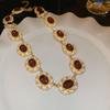 Collar, pendientes y pulsera de flores ovaladas con incrustaciones de diamantes transfronterizos, ideal para la Edad Media, cadena de clavícula de lujo ligera, joyería de alta gama.