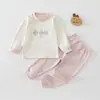 Conjunto de ropa interior térmica de otoño e invierno para bebé, con forro suave de felpa, adecuado para primavera y otoño, un conjunto de dos piezas de pijamas ajustados