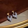 Pendientes de Botón de Lujo de Estilo Francés Vintage, Elegantes y Versátiles, Chapados en Plata con Diseño Elaborado, Pendientes de Declaración Hechos de Fábrica