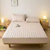 Protector de colchón acolchado de seis lados completamente cerrado, cubierta de cama acolchada engrosada, plano y no se desplaza, funda protectora de colchón Simmons completamente cerrada, lavable