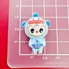 Tela de Dibujos Animados Oso Fresa de Tres Ojos Accesorios de Resina Pegamento Crema DIY Funda para Teléfono Móvil Agujero para Pasador de Pelo Accesorios para el Pelo de Zapatos Pegatina