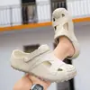 Zapatos Croc para Hombre Verano Suela Suave Deportivos Chanclas para Exterior Modelo Popular Nuevo 2026 para Uso Exterior en la Playa