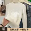 Camiseta base gruesa con forro de polar y cuello semi-alto para mujer 2026 otoño e invierno suéter de punto ajustado cálido para combinar con un abrigo