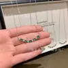 Fábrica atacado fornecimento ao vivo s925 prata incrustada natural material perigoso Yang verde jade sorriso corrente pequena fresco mulheres