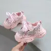 Zapatillas Deportivas para Niña con Luces 2026 Primavera y Otoño Nueva Moda Lindas para Bebé Niña Moño Transpirables Casuales