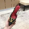 Zapatos de Mujer de Tacón Fino Estilo Francés 2025, Impresionantes Sandalias sin Espalda con Hebilla Metálica y Punta Fina, Zapatos de Moda Elegantes de Charol con Punta Cerrada