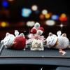 Adornos decorativos para el interior del coche con la consola central de Lucky Cat, de alta gama, con personalidad creativa y un hermoso estilo de diosa.