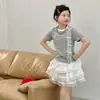 Conjunto de Vestido Curto de Bolo de Verão para Meninas, Nova Roupa Infantil, Conjunto Elegante de Duas Peças com Camiseta e Saia para Meninas