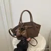 Bolsas Femininas Transfronteiriças 2026 Nova Moda Retrô Couro Fosco Feminino Bolsa Transversal Super Popular Bolsa Cesta para Mulheres
