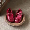Zapatos Nuevos de Rendimiento para Niñas Primavera y Otoño, Zapatos de Baile, Zapatos Mary Jane, Zapatos de Piel Rojos, Zapatos Versátiles de Suela Blanda para Niños Mayores
