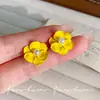 Brincos de Flor para Mulheres 2025 Verão Brincos de Pérola Estilo Feriado Brincos Estilo Floresta Suave 2026 Verão Novo Estilo