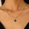 Brincos de Botão Anel Pulseira Colar Conjunto de Joias Flor da Sorte Europeu e Americano Conjunto de Quatro Peças Moda Feminina Joias de Grama de Cinco Pétalas
