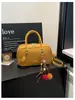 Bolso Cruzado Boston de Diseño Único para Viajes Diarios de Mujeres 2026 Verano Nueva Moda Casual Tejido Pequeño para Hombro