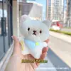 Colgante Pequeño de Regalo Puesto de Boda Muñeca de Peluche Linda Evento de Catering Colgante Chirriante Muñeca Pequeña