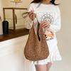 Atacado Bolsa Tote de Mão Estilo Doce Bolsa Feminina 2025 Verão Novo Estilo Recorte Flor Bolsa de Ombro Celebridade da Internet Moderna Bolsa Axilar