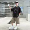 Traje de Verano para Niños Niños Estilo Nuevo 2026 para Niños Mayores, Conjunto Casual Deportivo de Dos Piezas con Camiseta de Manga Corta y Pantalones Cortos de Dibujos Animados 8