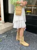 Bolsa de Celular Esculpida Estilo Férias Tendência para Mulheres 2026 Nova Verão Nicho Ins Versátil Bolsa Quadrada Ombro Único Transversal