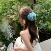 [Té de Durazno] Pinza para el Cabello de Malla con Flor de Rosa a Medio Atar para Mujer 2025 Nuevos Accesorios para el Cabello de Flores Marinas