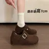 Zapatos Birkenstock completamente cerrados para aumentar la altura interna de personas bajas para mujer Otoño 2026 suela gruesa slip-on Birkenstock zapatos individuales mocasines de principios de primavera
