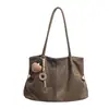 Bolsa Tote de Gamuza de Gran Capacidad Nueva para Otoño/Invierno 2026 Bolso de Hombro Simple Casual de Alto Valor para Mujer