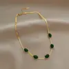Collar con Colgante Ovalado de Esmeralda Vintage Transfronterizo Nuevo, Diseño Minimalista de Lujo Ligero, Accesorio de Cadena para Clavícula de Nicho