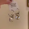Pendientes Plateados Pequeños de Cubitos de Hielo, Frescos y Elegantes, Accesorios para Orejas de Lujo Ligero de Gama Alta para Caras Cuadradas y Redondas, Nuevo Estilo Popular, Únicos y Hermosos