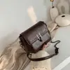 Bolso bandolera de diseño nicho de alta gama para mujer 2026 nuevo elegante versátil bandolera individual bolso cuadrado pequeño para el trabajo