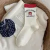 Meias de outono e inverno com estampa de urso de desenho animado e listras retrô, de comprimento médio para mulheres, versão coreana, fofas, estilo japonês ins, meias longas empilhadas, atacado