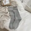 Calcetines blancos para mujer, calcetines de otoño estilo coreano estilo ins, calcetines para combinar con zapatos Birkenstock, calcetines grises holgados, calcetines largos, calcetines de media pantorrilla