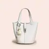 Bolsa Cesta de Legumes Portátil com Padrão Lichia 2026 Novo Estilo Simples Casual Transversal Feminina Bolsa de Balde Portátil de Nicho