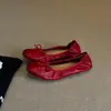 Zapatos retro Chuyuji de punta baja sin cordones para mujer, piel suave, suela blanda, zapatos de abuela, zapatos planos vintage de un solo color