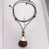 Diseño de Nicho Colgante Personalizado de Cobre Chapado en Plata Madera de Rosa Tejido a Mano Estilo Fresco Personalizado Temperamento Versátil Collar Retro